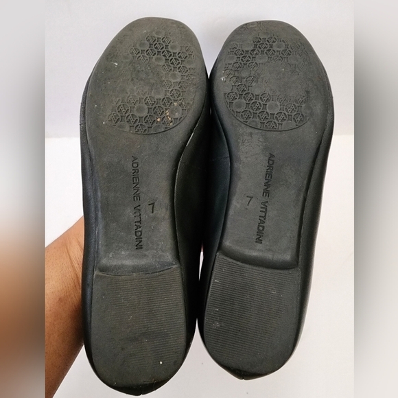 Adrienne Vittadini Womans Midnight Black  Metal Front Bow Ballet Flats, sz 8 - Picture 2 of 10